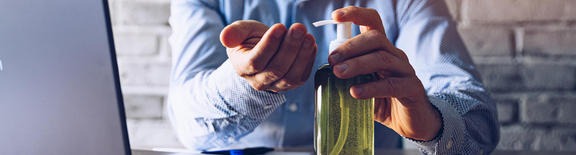 Lutter contre les microbes au bureau