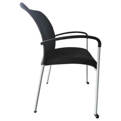 Chaises noires empilables Dauphin occasion photo du produit