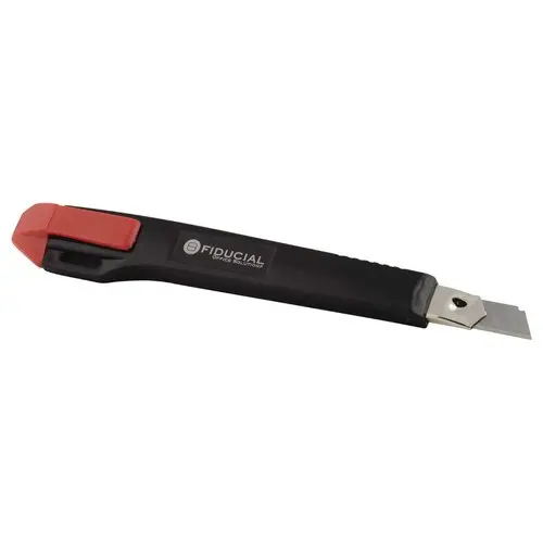Cutter m&eacute;tal autobloquant Fiducial - Lame 9 mm photo du produit