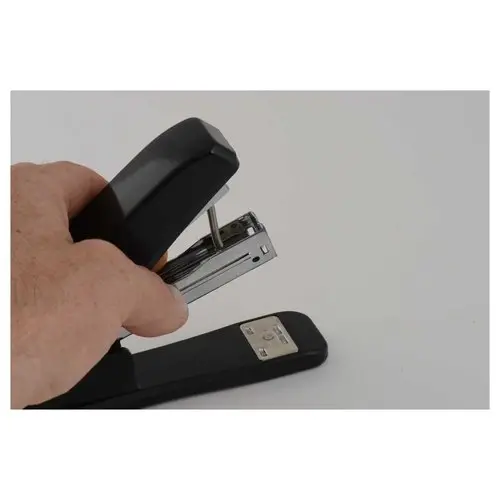 Agrafeuse de bureau 24/6 26/6 photo du produit