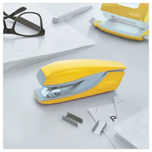 Agrafeuse de bureau WOW - 24/6-26/6 - Jaune - Leitz photo du produit