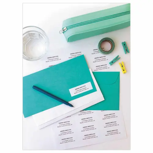 100 Planches d'étiquettes A4 multi-usages soit 6500 étiquettes blanches photo du produit