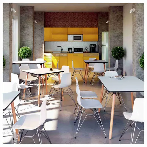 2 Chaises UXSTEEL 2, 4 pieds chrom&eacute;s assise blanche mont&eacute;es photo du produit