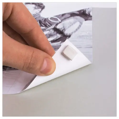 102 Pastilles adh&eacute;sives Tack modelables &ndash; Blanc &ndash; APLI photo du produit