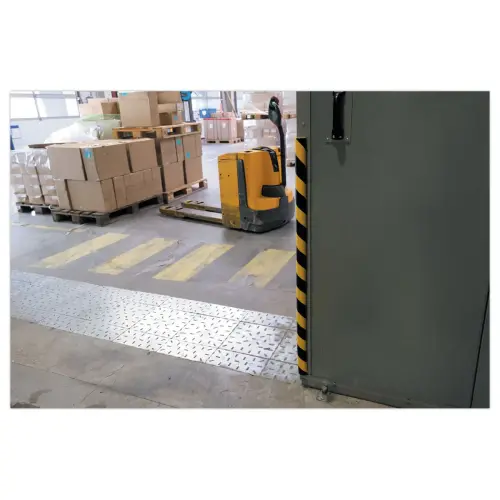 Profilé de protection en mousse polyuréthane S32R photo du produit