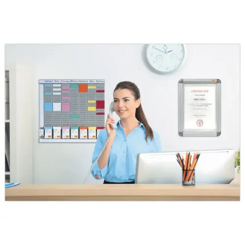 Bande de planning &agrave; fiches T - 54 fentes - Indice 2 - NOBO photo du produit