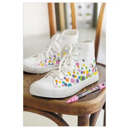 8 Marqueurs peinture -Posca PC5M - UNI BALL photo du produit