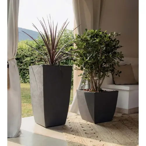 Bac &agrave; plantes BASALT Diva, colonne (H)782 mm, anthracite - Eda Fontaine photo du produit