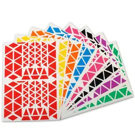 Gommettes enlevables triangles de couleurs assorties 18 feuilles photo du produit
