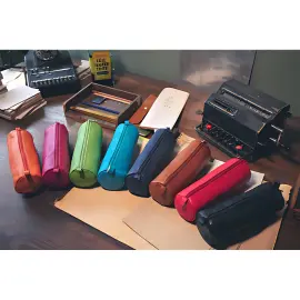 Alassio Trousse, en cuir, vert clair photo du produit