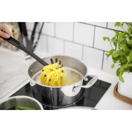 Cuill&egrave;re &agrave; p&acirc;tes, noir - Gastromax photo du produit