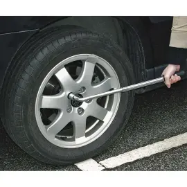 BR&Uuml;DER MANNESMANN Cl&eacute; pour &eacute;crous de roue de voiture photo du produit
