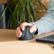 R-Go HE Souris ergonomique verticale sans fil droitier modèle grand photo du produit