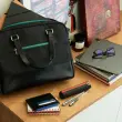Trousse mini ronde - Cuir Holi - 17x3,5 cm - Quo vadis photo du produit