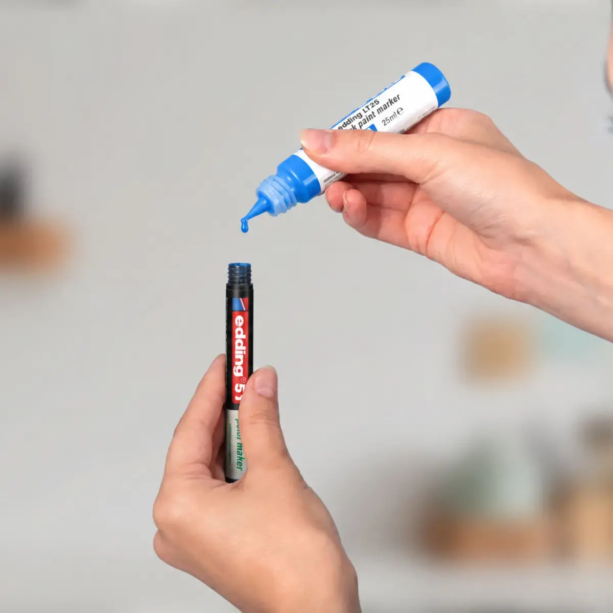 Recharge pour marqueur peinture E50 - Bleu - Edding photo du produit