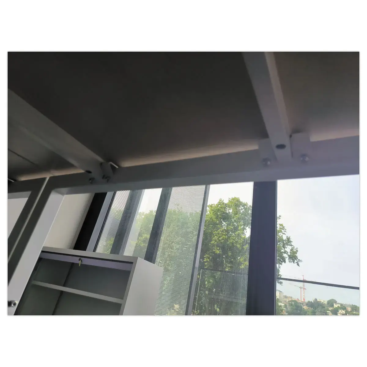 Bureaux 160 x 80 x 74 pieds r&eacute;glables occasion photo du produit