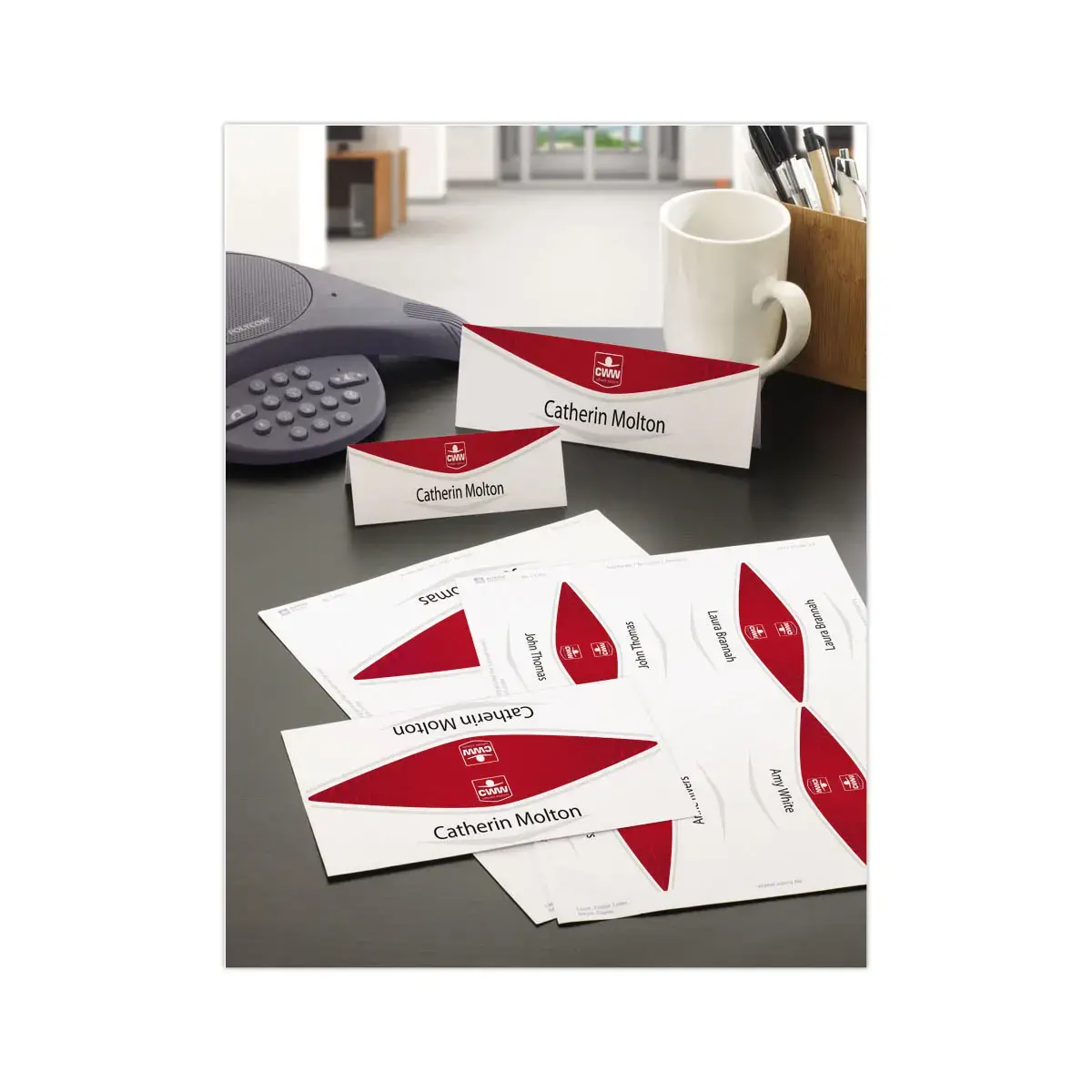 40 Chevalets porte-noms en papier - Avery - 18 x 6 cm photo du produit