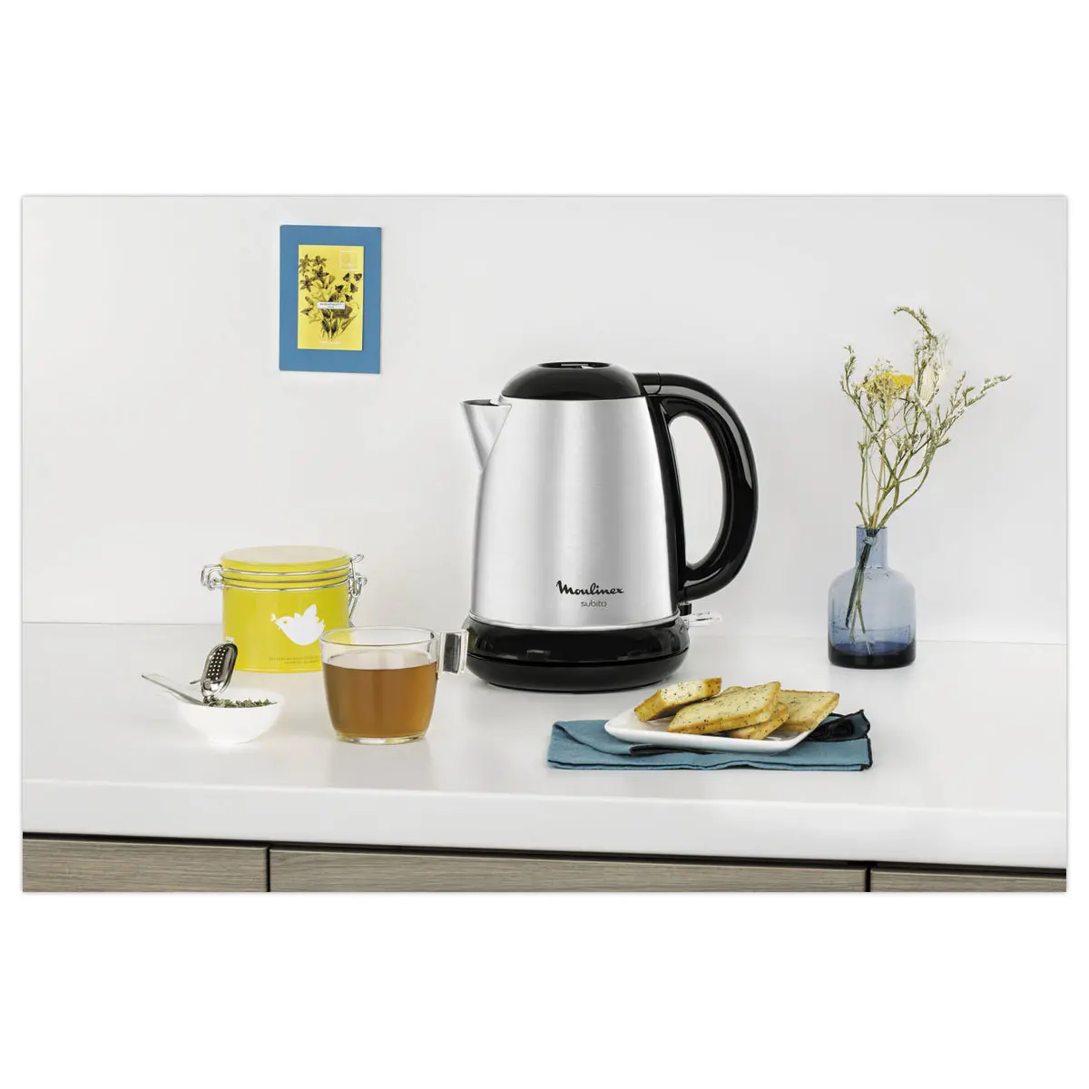 Bouilloire 1,5L - Coloris inox et noir - MOULINEX photo du produit