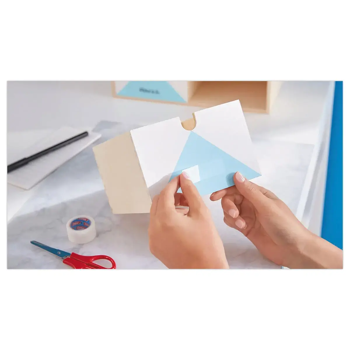 6 Adhésifs de bureau invisible - TESA photo du produit