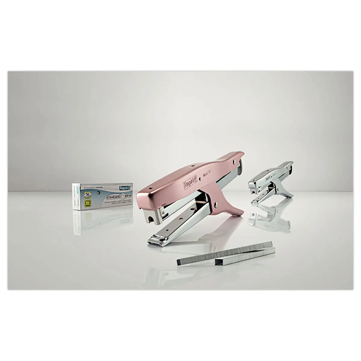 Pince agrafeuse Sp19 1/4 - rose mat - RAPID + une boite de 5000 agrafes offerte photo du produit
