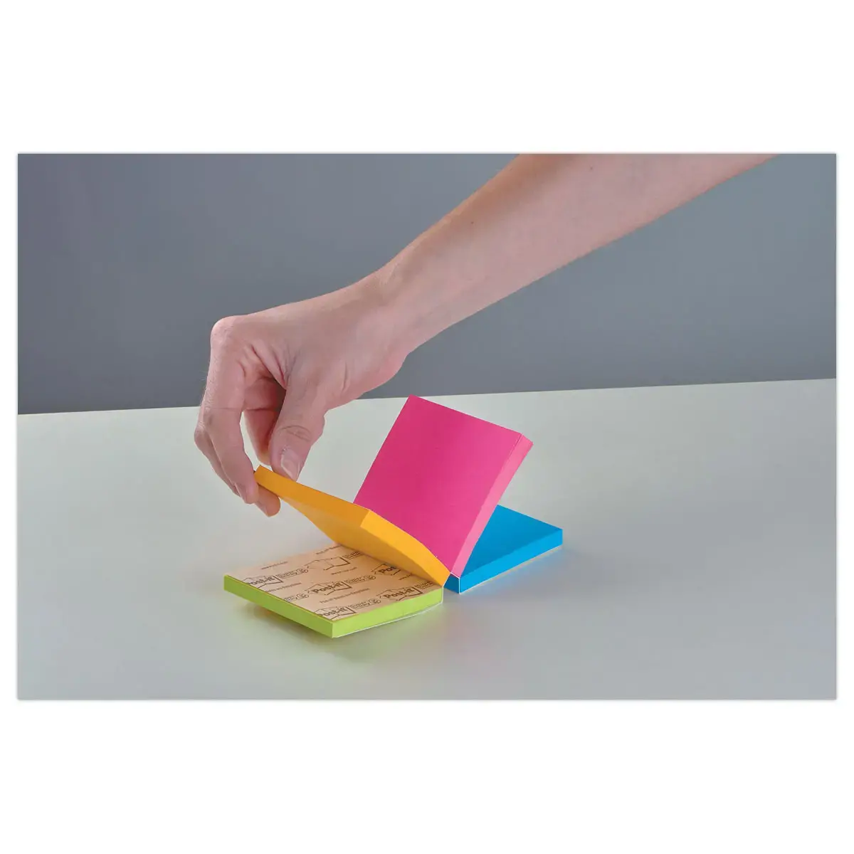 Bloc cube Super Sticky - 4 Couleurs Easy Select -76x76mm - POST IT photo du produit