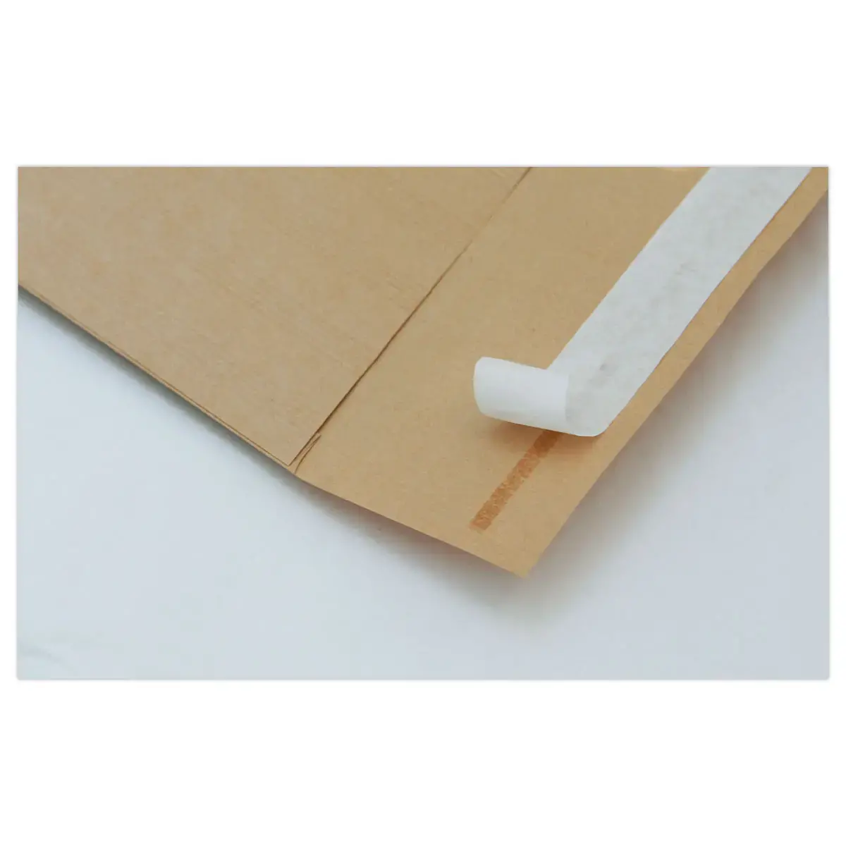 500 Pochettes kraft brun - bande silicon&eacute;e - 162x229 mm - sans fen&ecirc;tre - 90g photo du produit