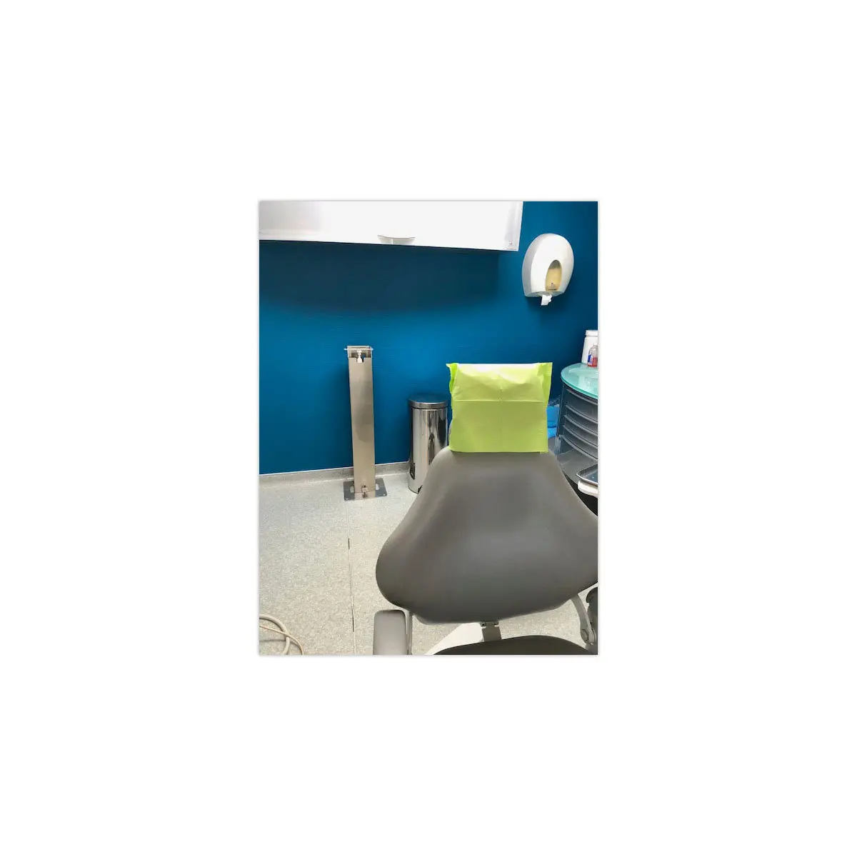 Distributeur gel commande au pied photo du produit