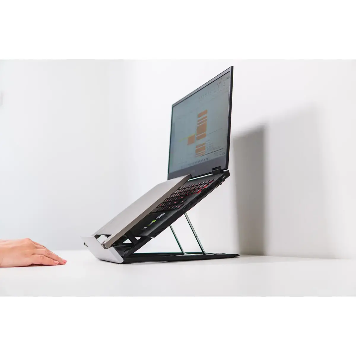 Support Q330 pour PC portable mobile et repliable photo du produit