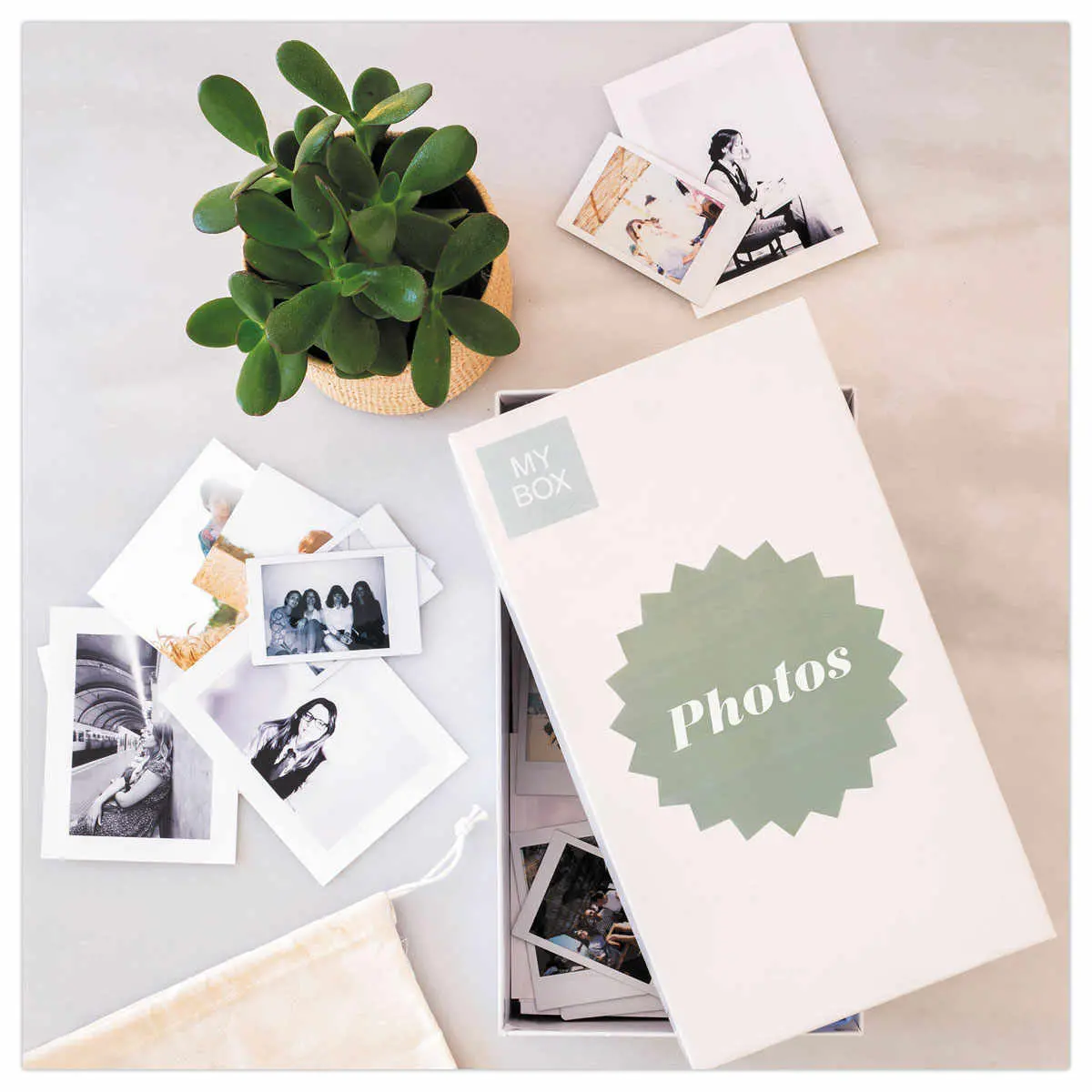 100 Feuilles de papier photo Bestprice APLI A4 140g brillant photo du produit