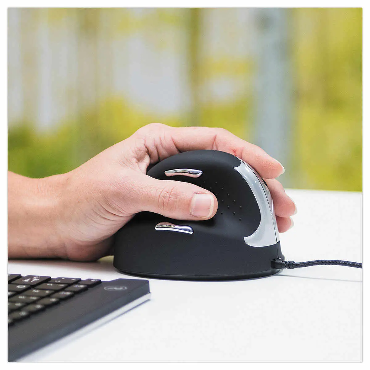 R-Go HE Souris ergonomique verticale filaire gaucher modèle moyen photo du produit