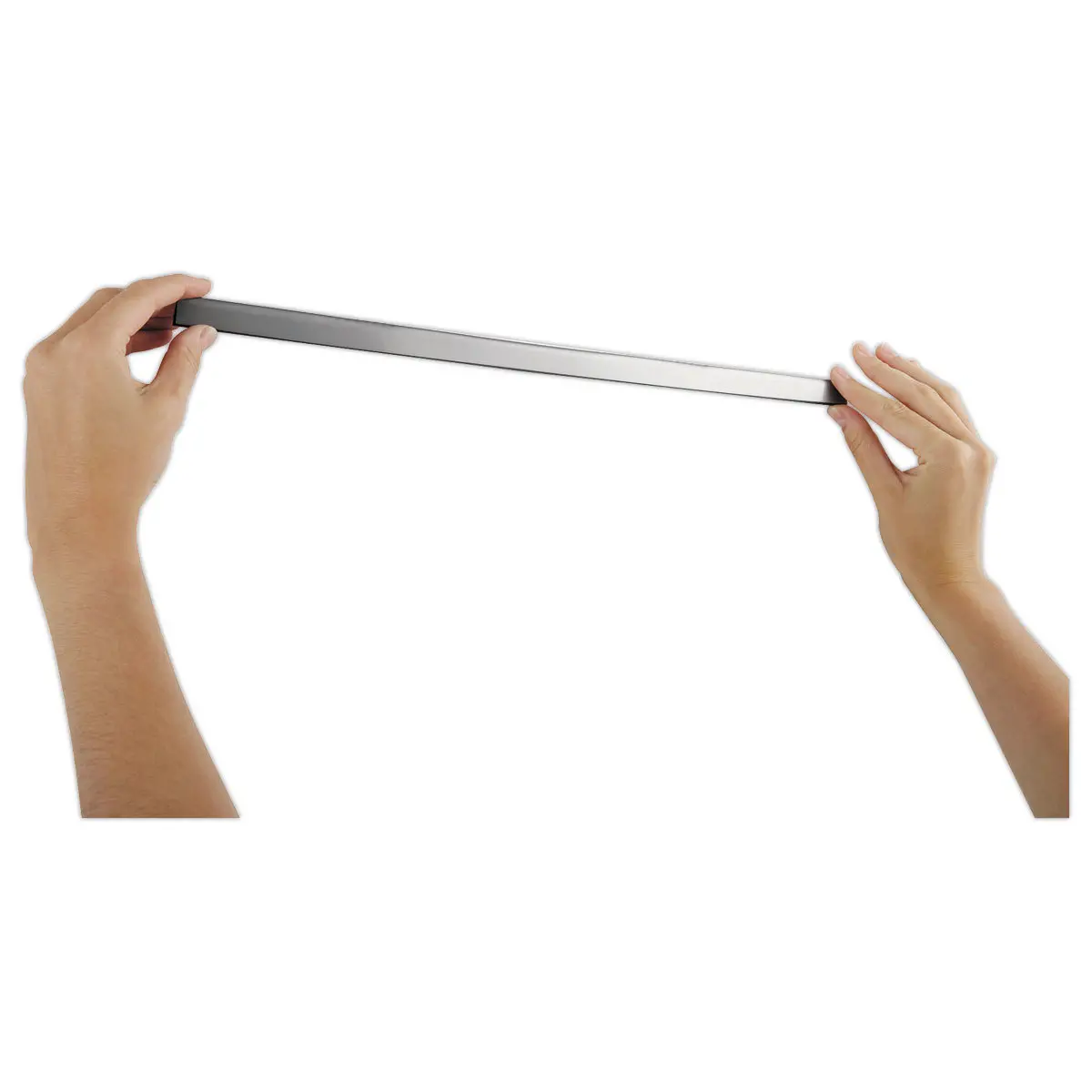 Rouleau magnétique à découper. Argent. photo du produit