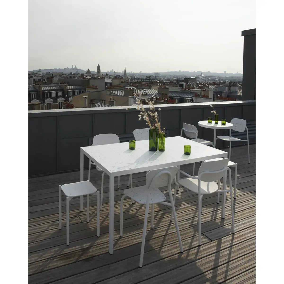 Table rectangulaire 140x90 cm MAHAUT décore FLOREAL recyclée photo du produit