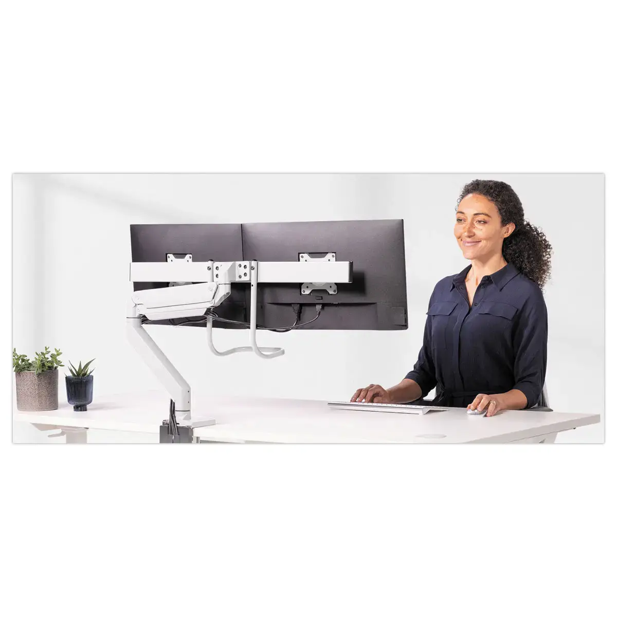 Bras porte-&eacute;crans double &agrave; barre transversale Eppa - Blanc - Fellowes photo du produit