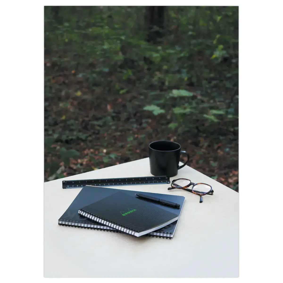 Cahier Rhodia polypropyl&egrave;ne recycl&eacute; 160 pages A4+ Lign&eacute;. Noir photo du produit