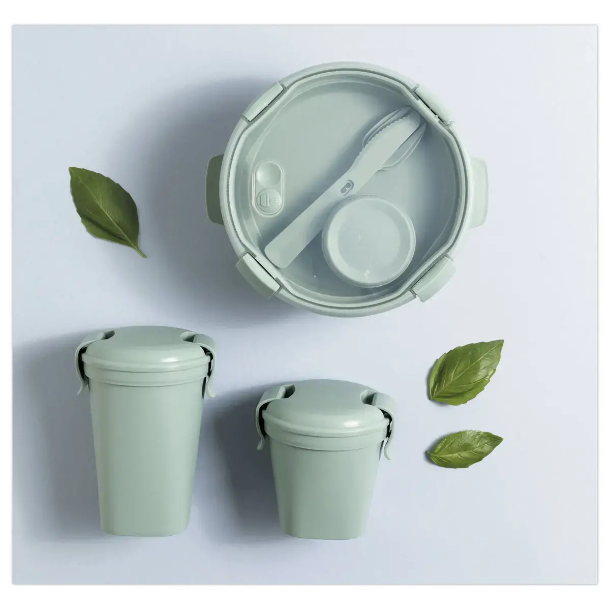 Bo&icirc;te alimentaire h&eacute;mertique ronde 1,6L avec  couverts - Curver photo du produit