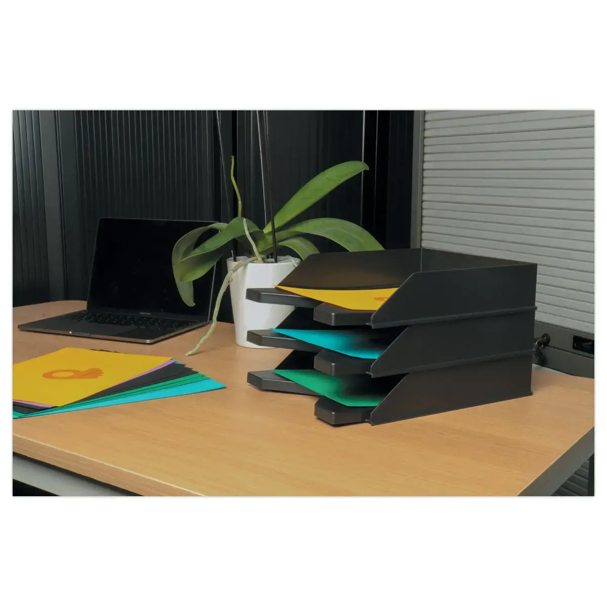 Corbeille à courrier Re-solution - Noir - TARIFOLD photo du produit