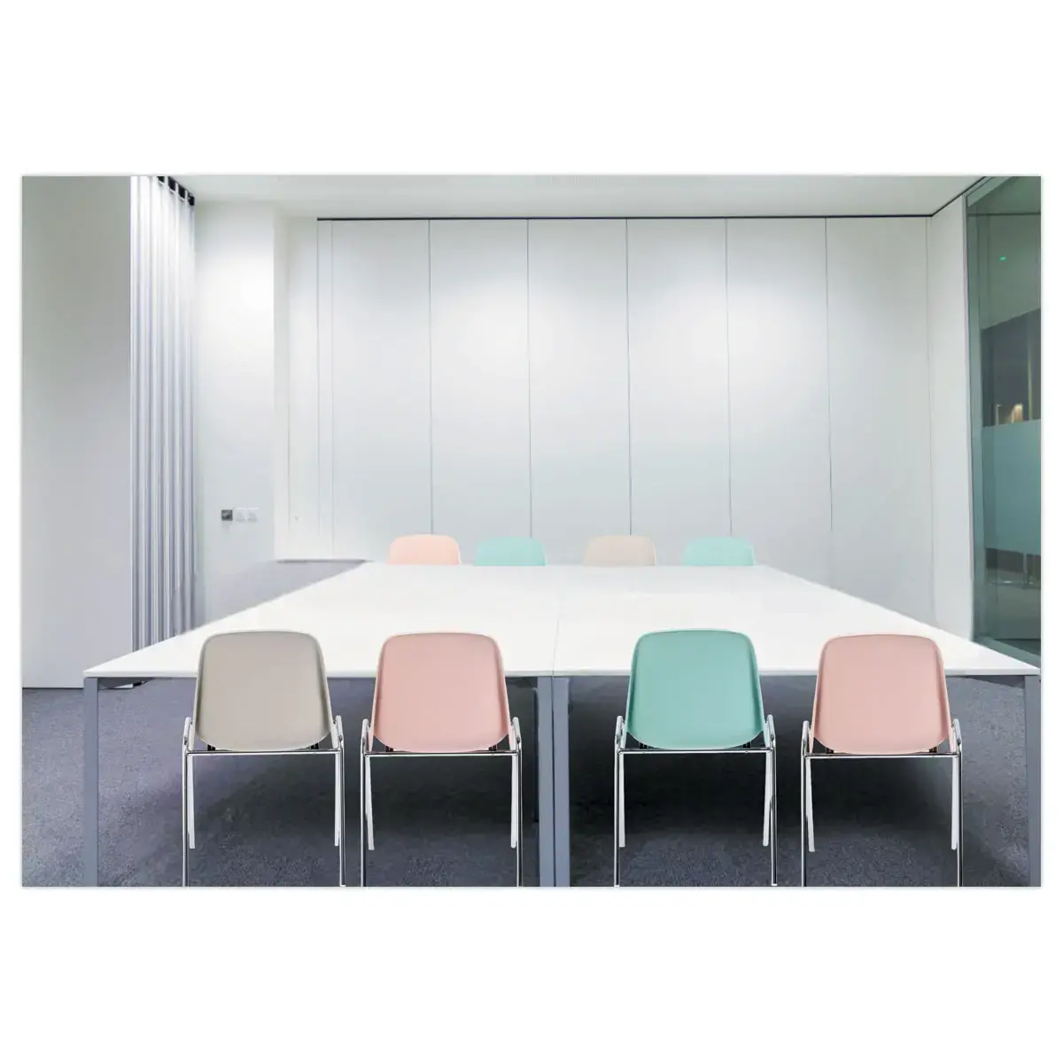 Chaise Charlotte beige pastel photo du produit