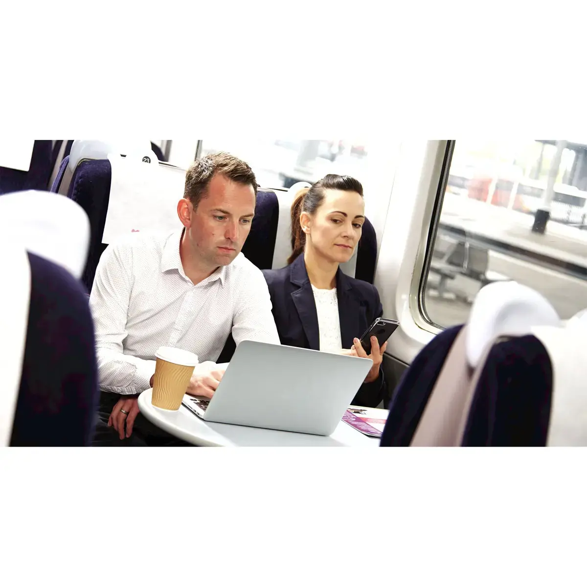 Filtre de confidentialit&eacute; PrivaScreen - 16" - Fellowes photo du produit