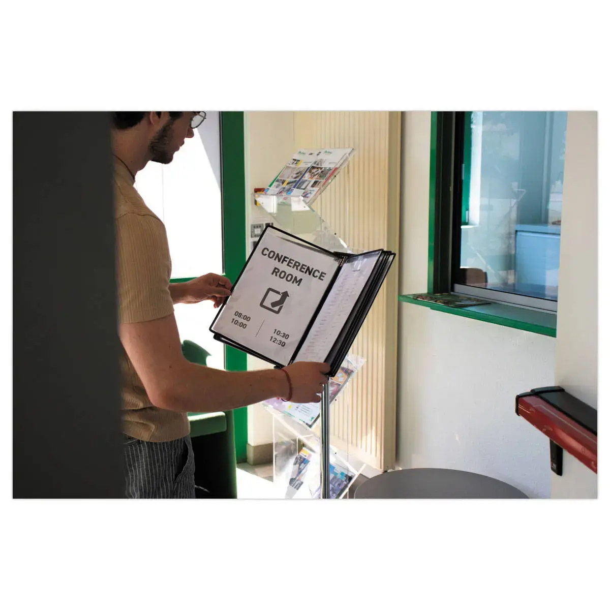 Présentoir avec support de présentation A4 photo du produit