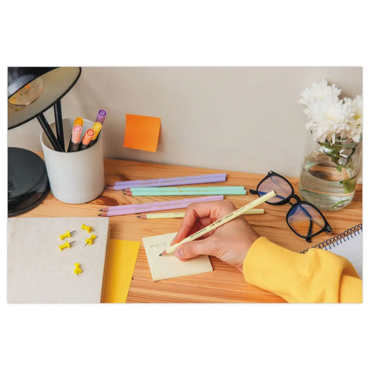 12 Crayons à papier pastel - Mine HB - BIC photo du produit