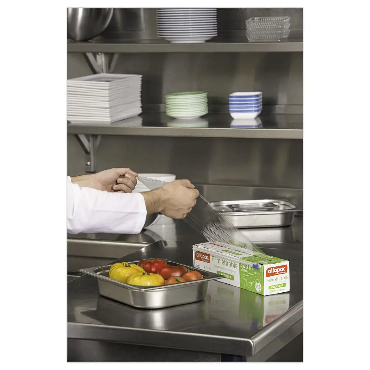 Film alimentaire &eacute;tirable - 300 m x 30 cm - Bo&icirc;te distributrice - ALFAPAC photo du produit