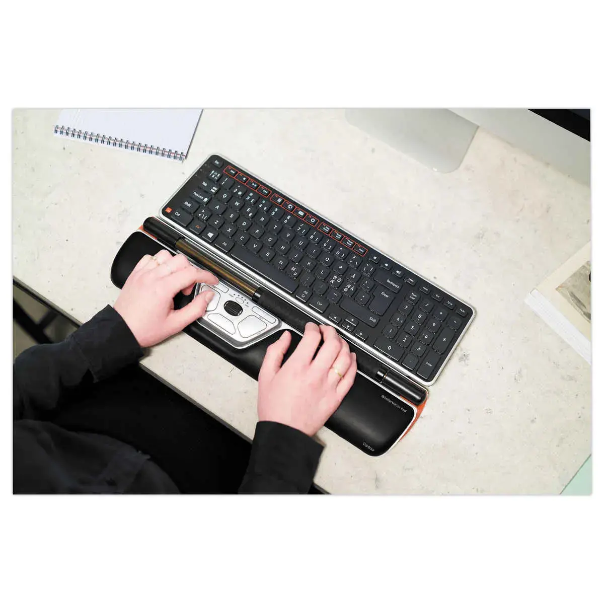 Souris centrée RollerMouse Red filaire - Ambidextre - CONTOUR DESIGN photo du produit