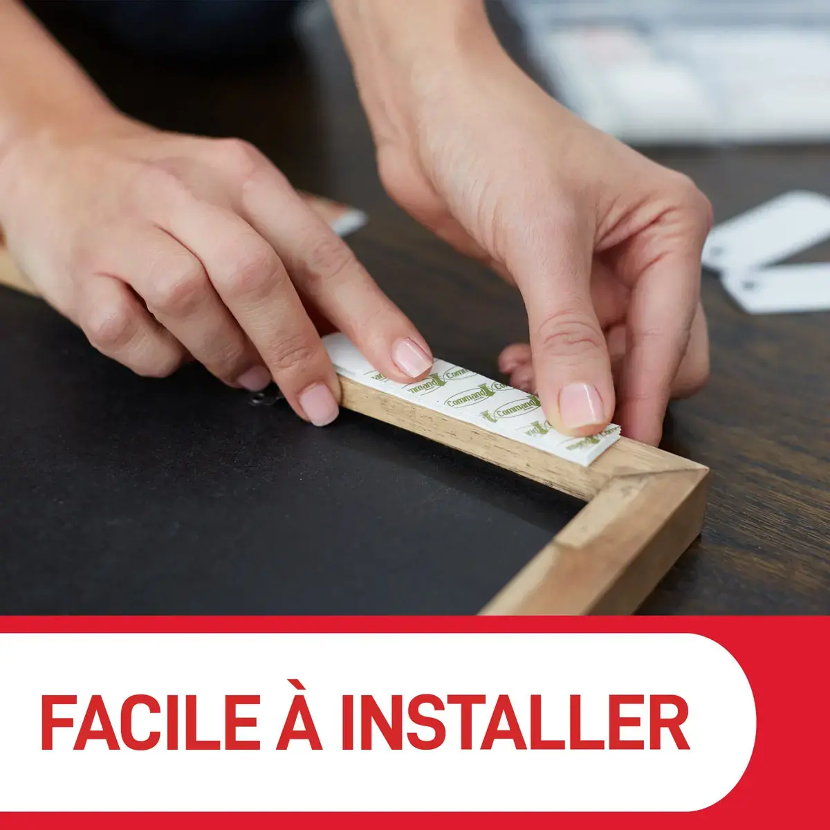 Languettes accroche tableaux Command&trade; - Blanc L photo du produit