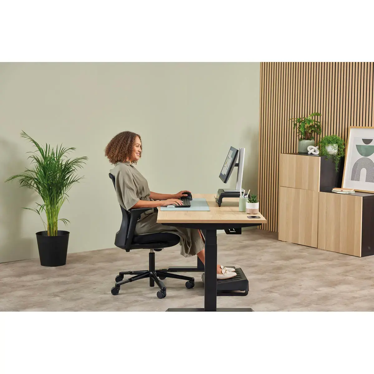 Souris ergonomique verticale Breyta Plus - Grande main - Gaucher - Fellowes photo du produit