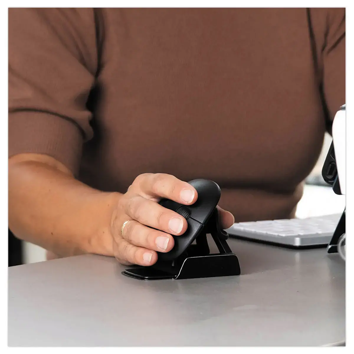 Souris ambidextre R-GO Twister - Noir photo du produit