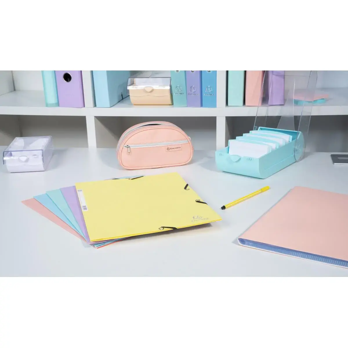 Chem. 3rab+elast. A4 carte AQUAREL mauve photo du produit