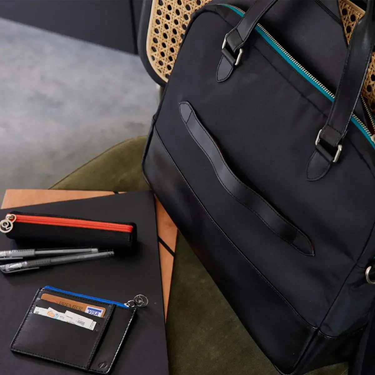 SACOCHE TRAPEZE Holi corail photo du produit