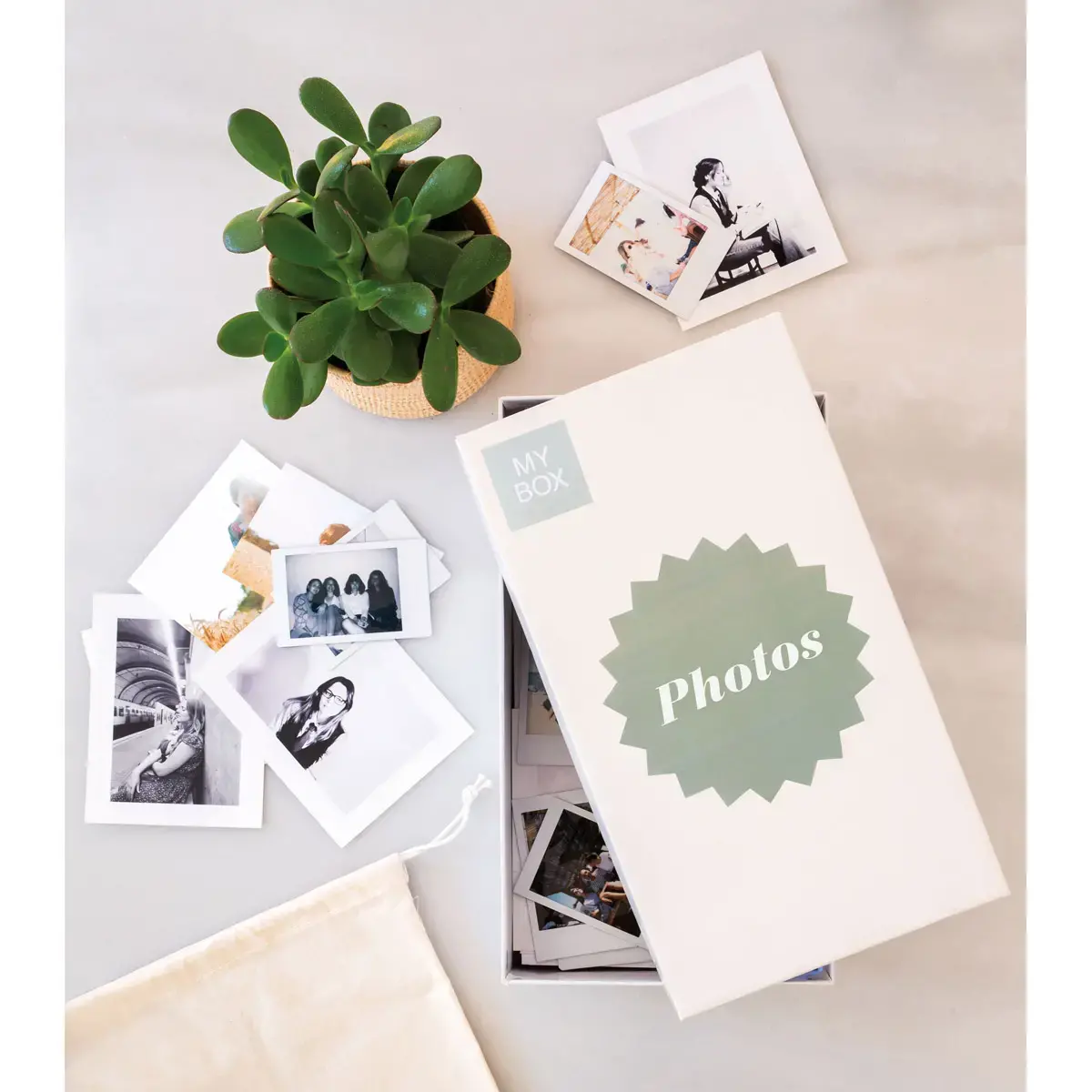 Papier photo brillant Everyday - A4 - 180 g/m&sup2; - 20 feuilles - Apli photo du produit