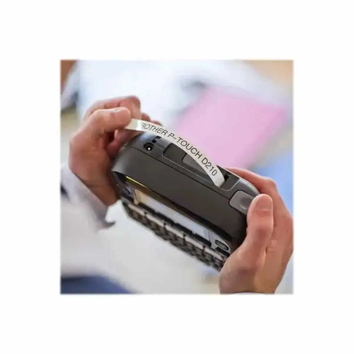 Brother PT-D210 Etiqueteuse Portable photo du produit