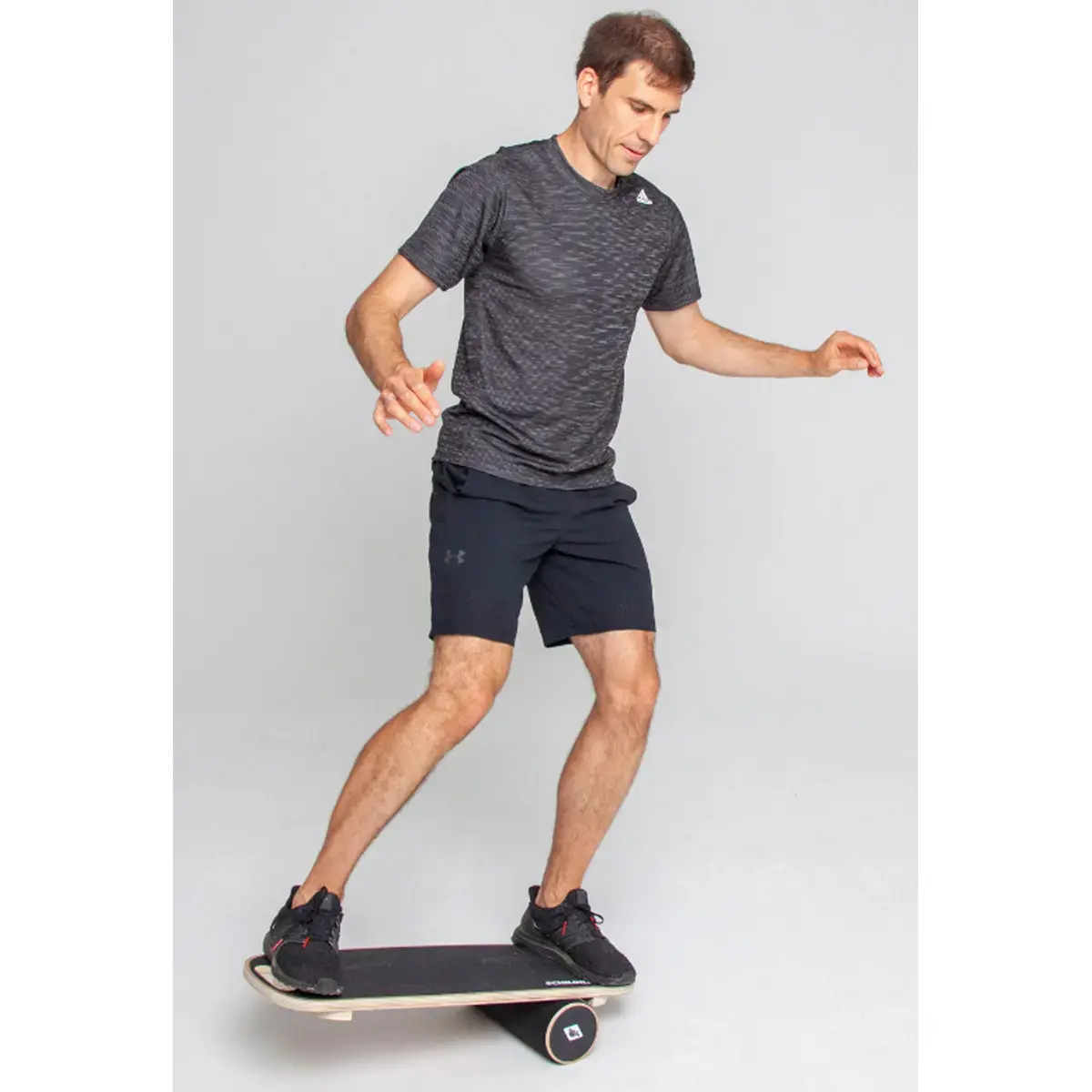 Balance Board Wave, en bois véritable, noir - Schildkröt photo du produit